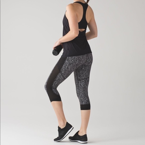 Lululemon Fit Physique Crop Legging Jacquard Black - Picture 11 of 11